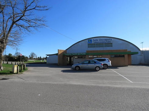moutiers-salle-omnisports-vue-route.jpg