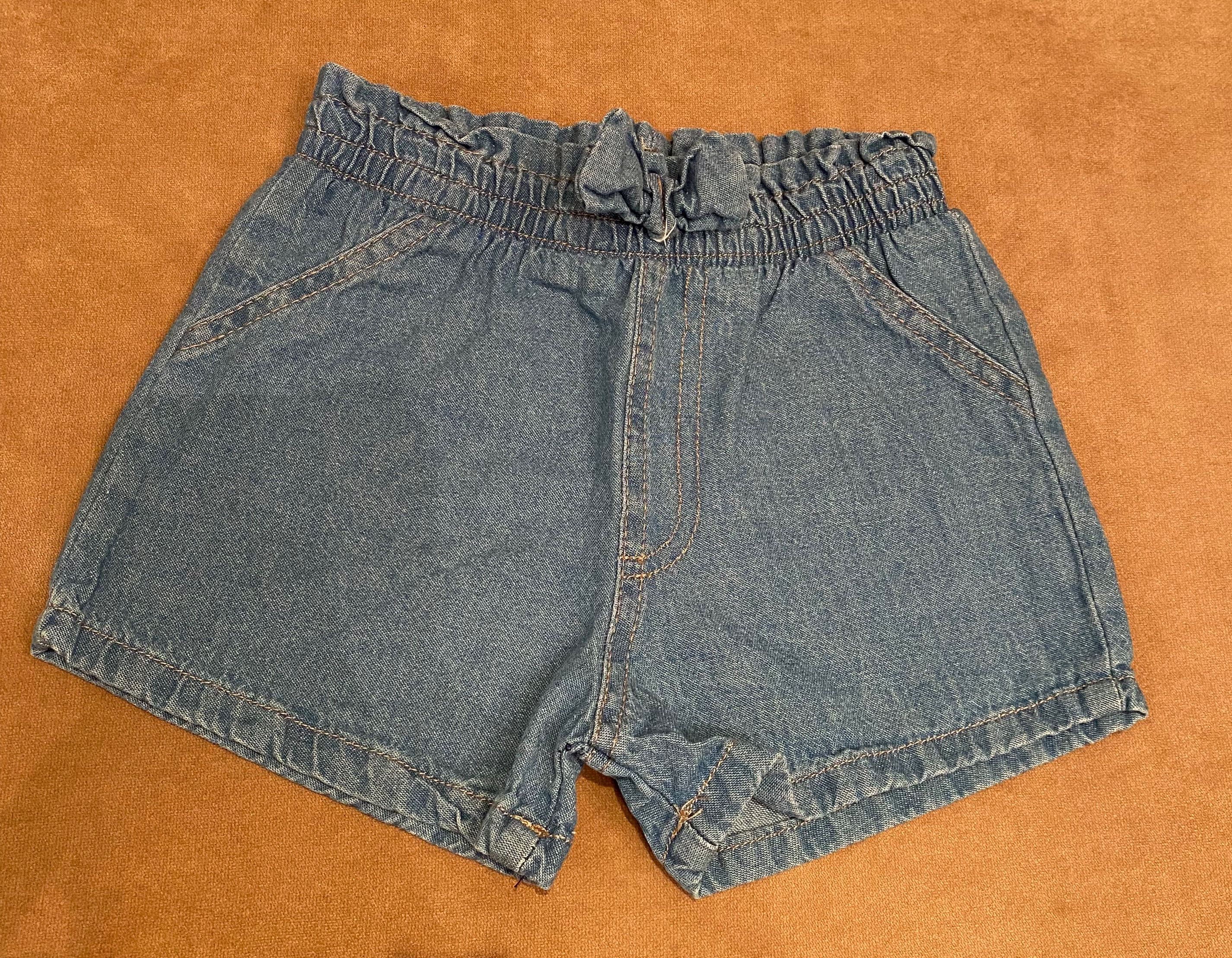 Short jean con elastico y moño