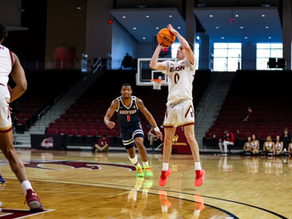Elon University graduate students share connection beyond the court