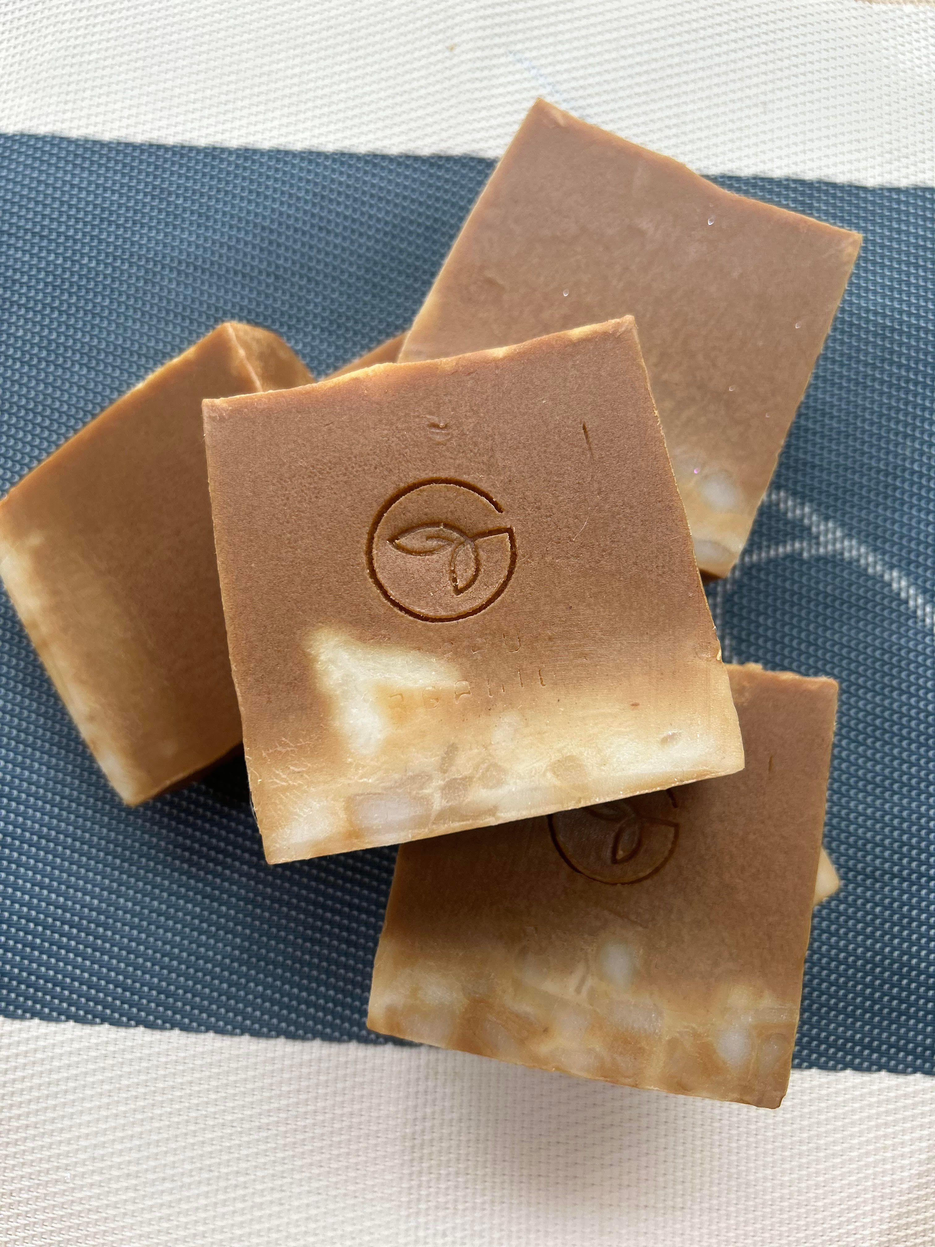 Herbal Turmeric Soap Bar – Anti-inflammatory