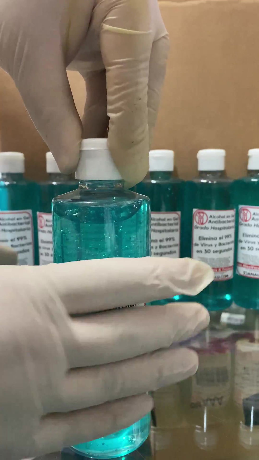 Miniatura: Alcohol en Gel Antibacterial 1 Litro con Dosificador