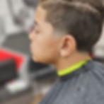 estilo-barbershop-latino-barber-eddie-taper