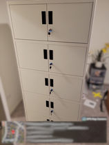 Assembling metal bookcase