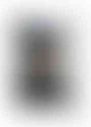 Lunettes homme MALt portées en situation chez opticien à Laeken Bruxelles Optic Alain