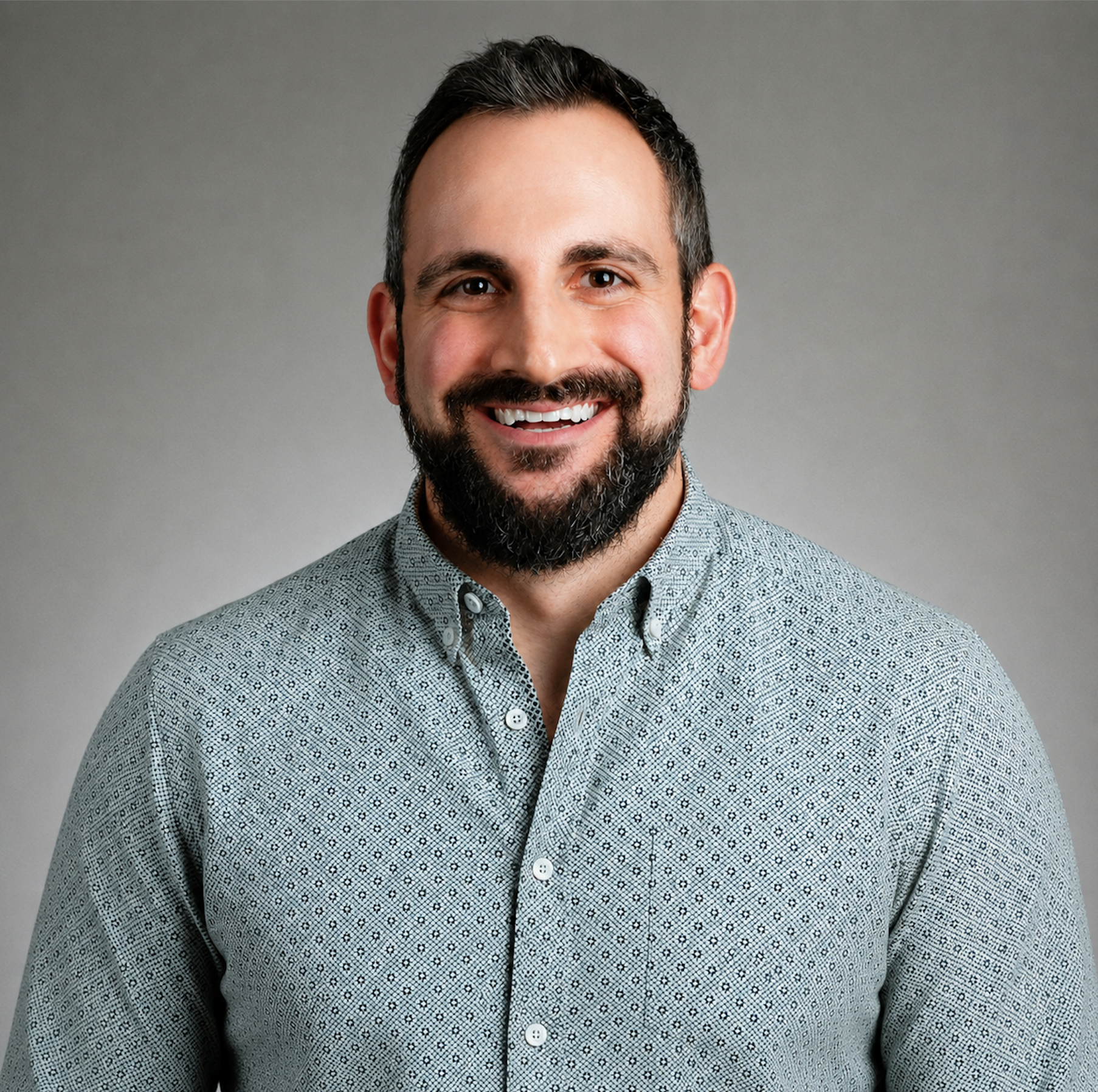 Tom Florino Headshot LI.png