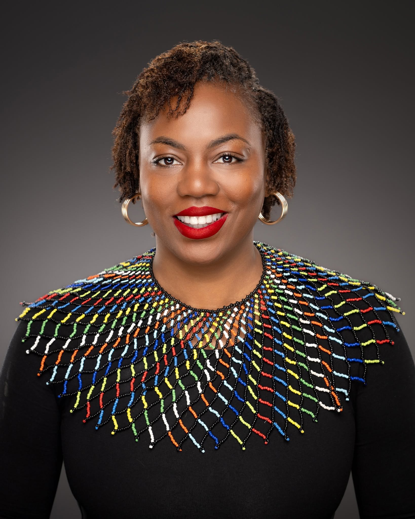 Zenovia Harris headshot.jpg