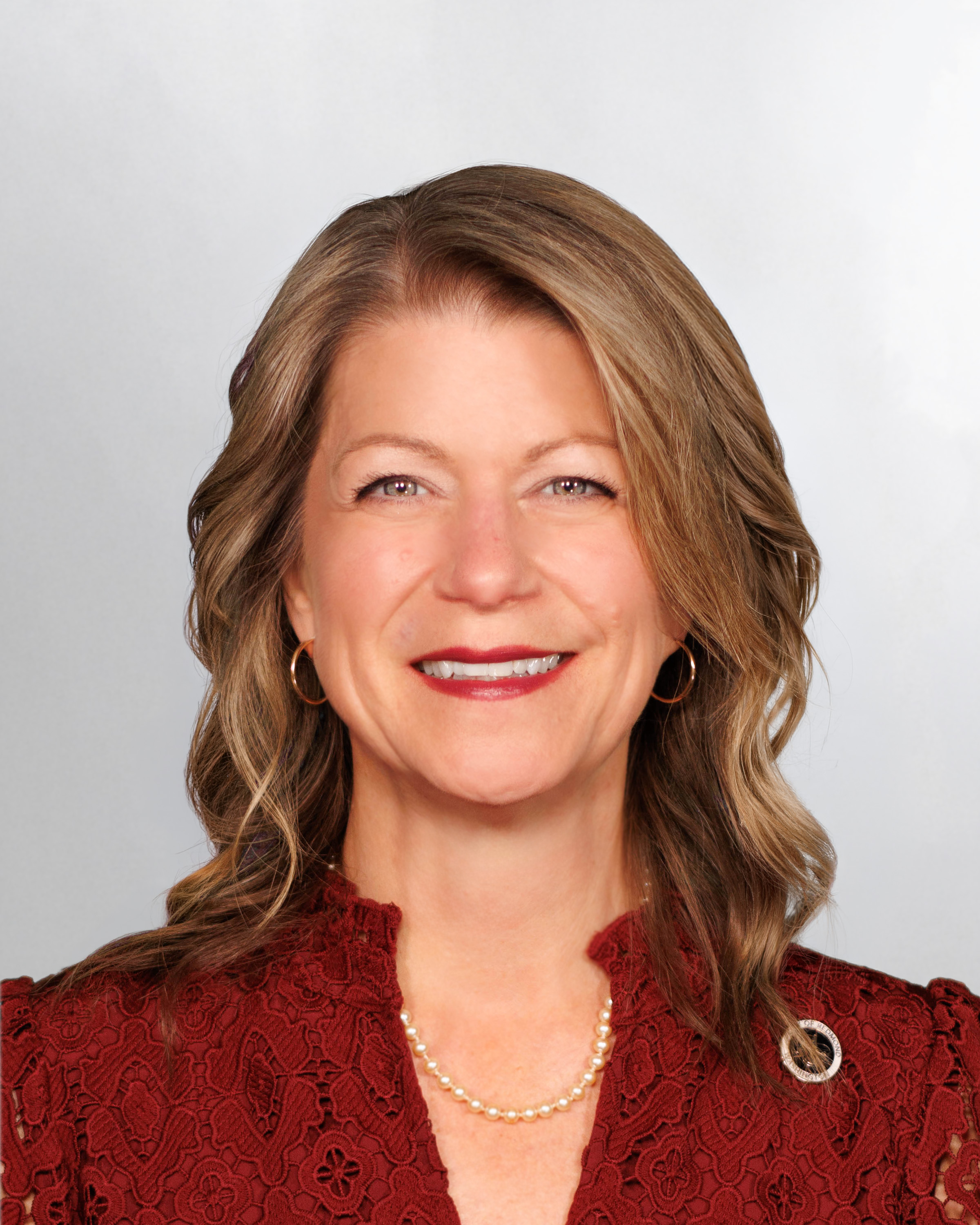 Mayor of Redmond Angela Birney Headshot 2026.jpg