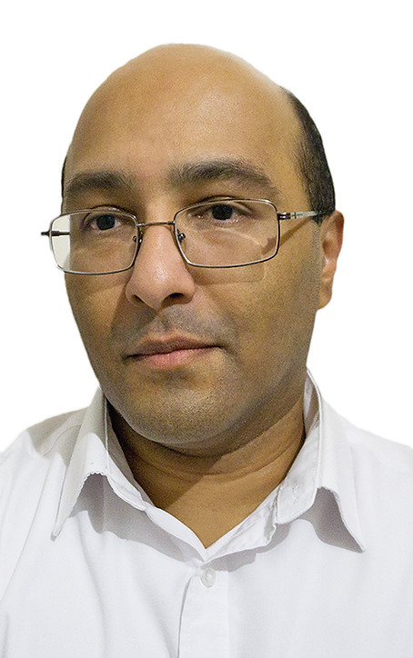 SkinPharma Aesthetics Director: Mr Vivek Kuvelker