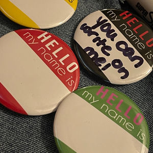 Herr... Write & Wipe Pin back buttons