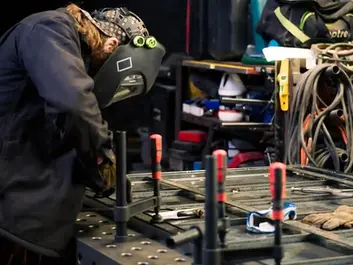checking squareness welding fixture using angle square on welding table