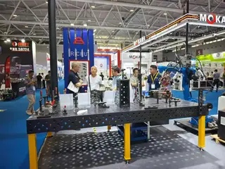 DCT welding table accessories displayed at Essen Fair in Shenzhen