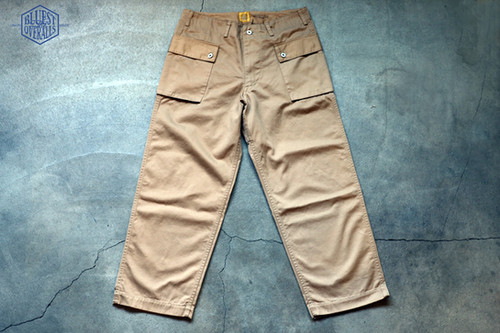 BIG POCKET PANTS