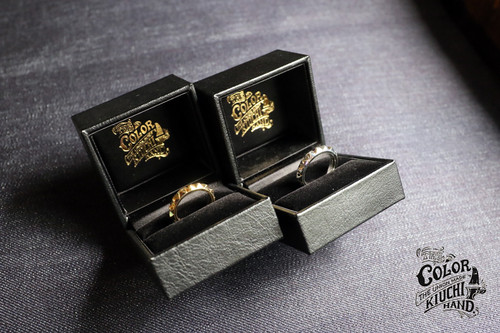 STUDS RING