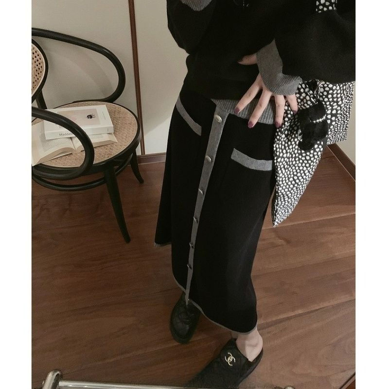 Thumbnail: Autumn Casual Warm Color Blocking Knitting Two Piece Set Women V-Neck Loose Pull