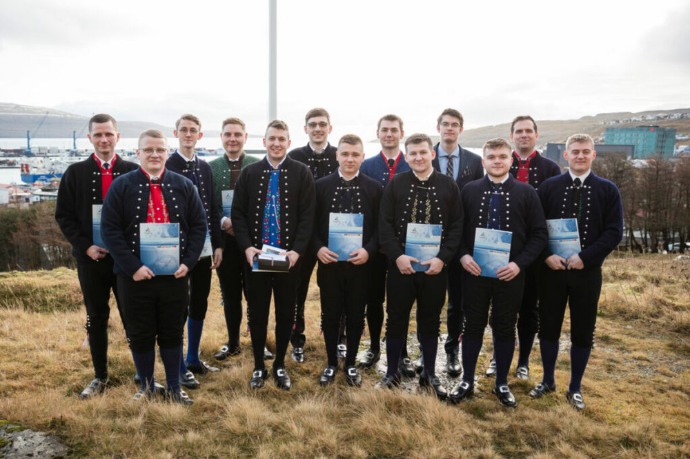 VINNUHÁSKÚLIN | Prógvhandan fyri skiparar og skipsførarar