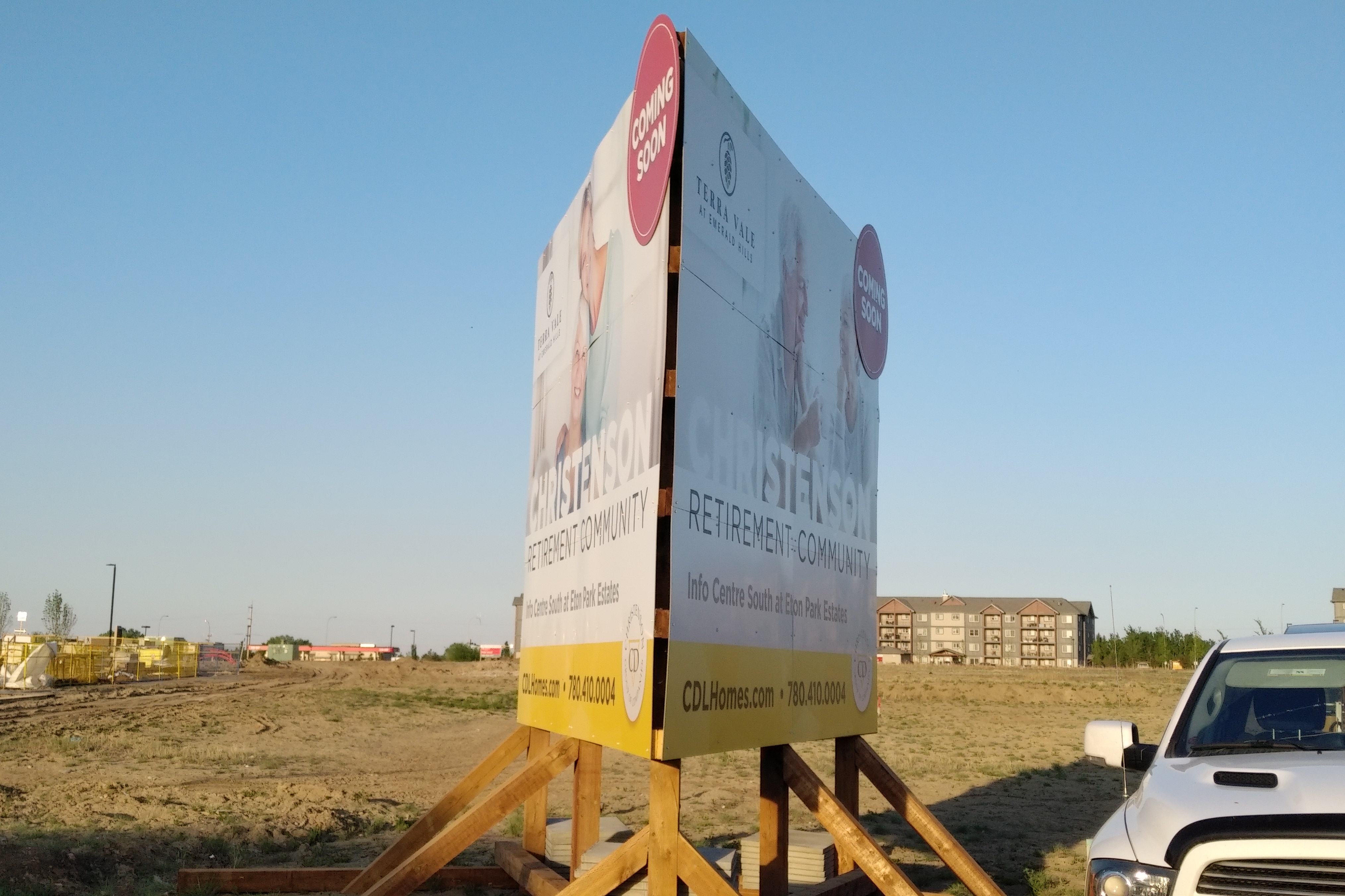Construction Show Home Banners Soldier Signs St Albert Edmonton