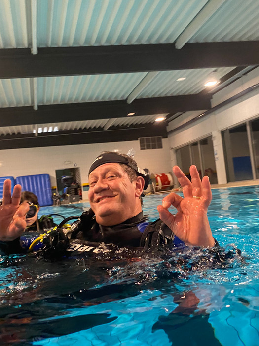 enthousiaste duikinstructeur