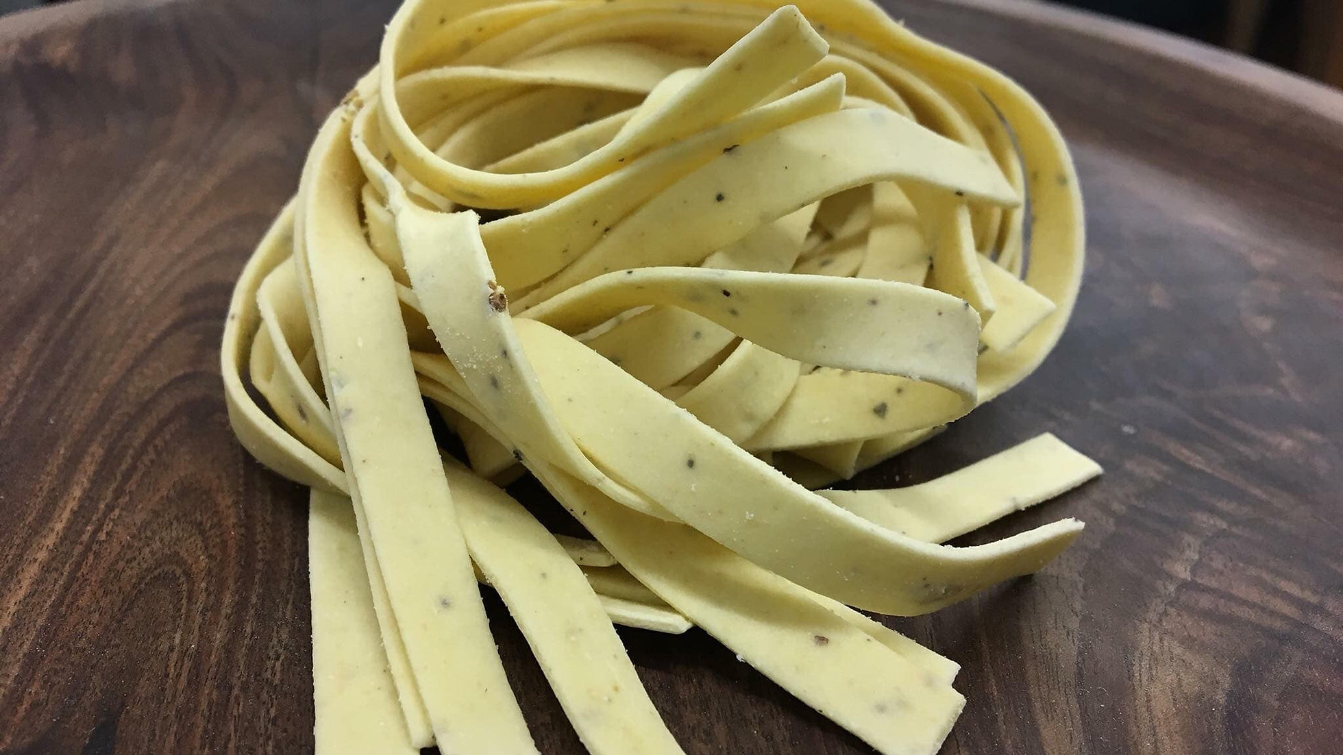 Garlic Black Pepper Fettuccine Bozza Pasta