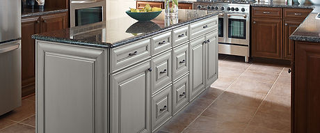 laurel_cabinets_kitchen_island.jpeg