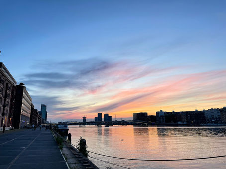 Paso firme y liviano