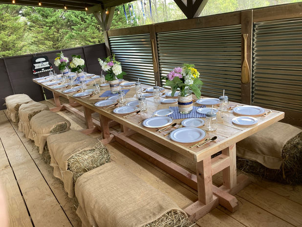 Barn party table.jpg