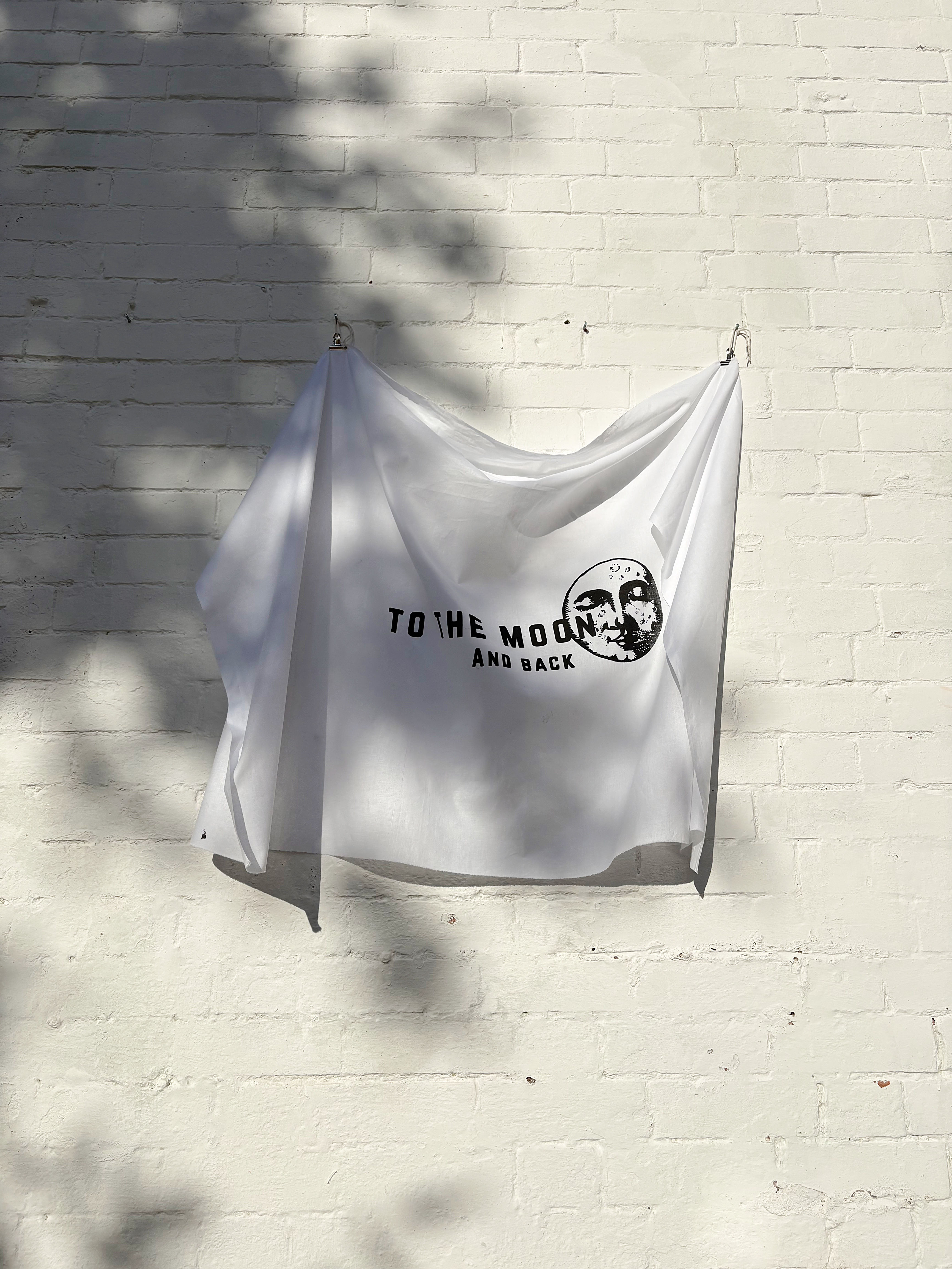 MOON drape
