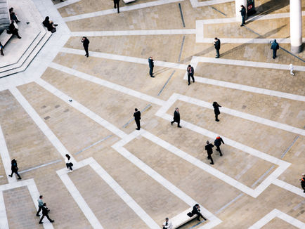 Navigating the Major Issues in World Politics as of October 2025