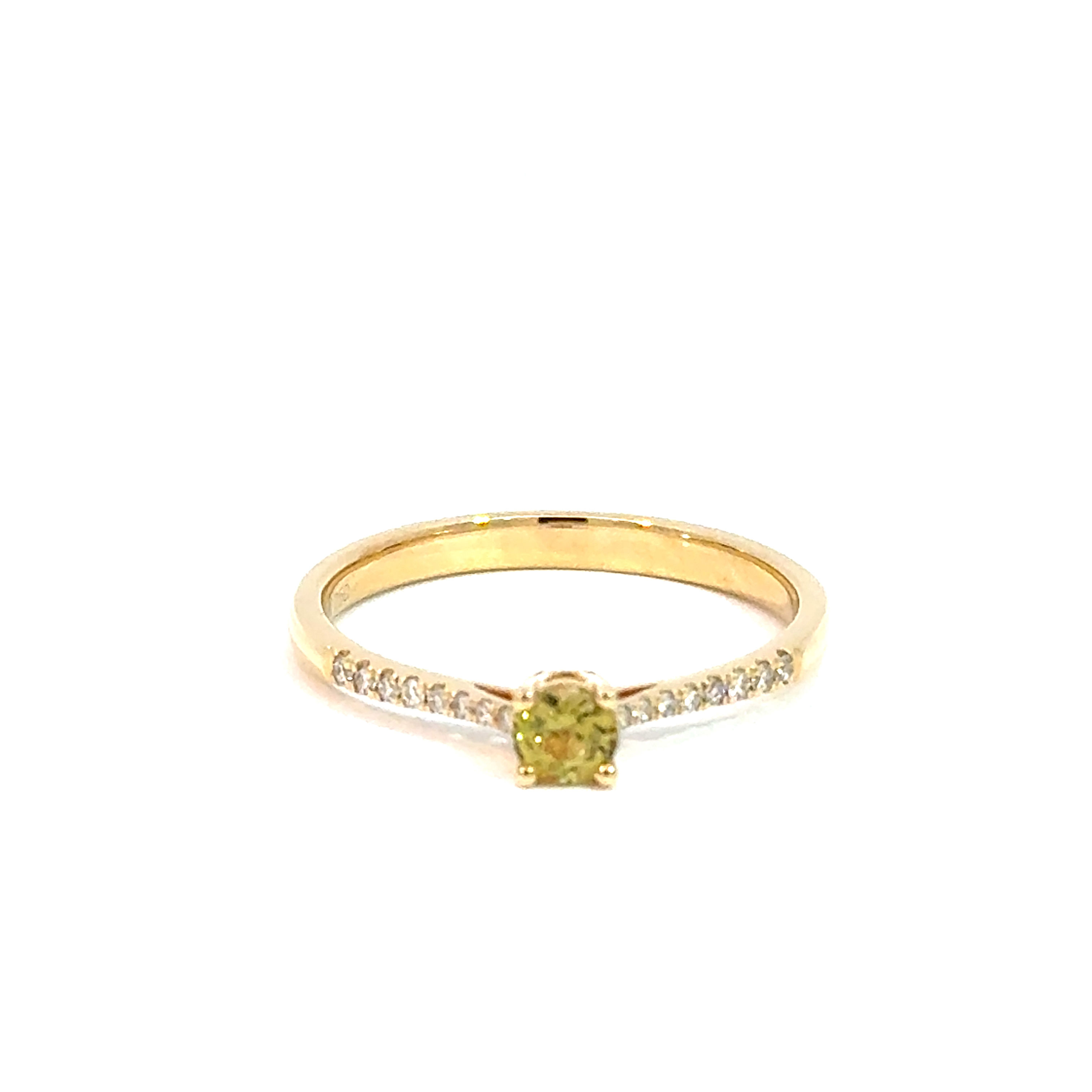 Delicate yellow gold ring with small gemstones
