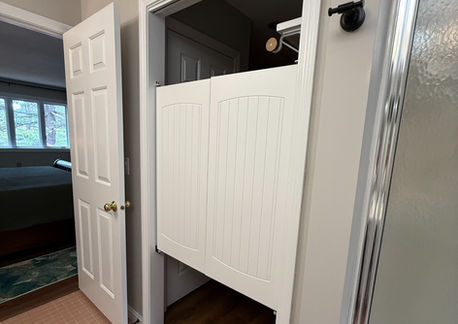 Large closet in the master bathroom of Fireside Retreat vacation rental