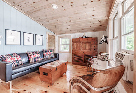 Additional seating area in the Highland Lake vacation rental