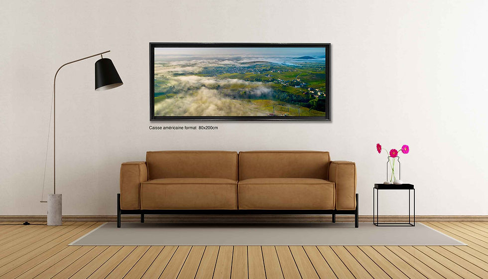 Miniaturbild: Photographie d'art aérienne drone vignes Beaujolais Les Crus - Géométrie parcelles brouillard brume matinale soleil levant -