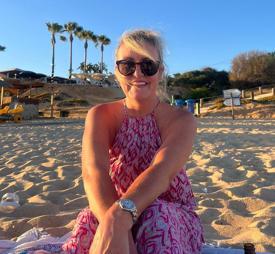 Una McGirr ownver of The Statement Piece furniture shop Algarve