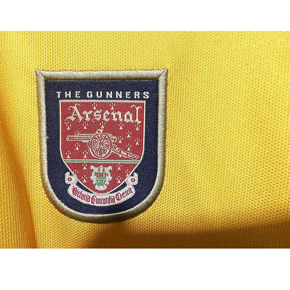 Miniatura: Camiseta retro de visitante del ARSENAL 1997-99