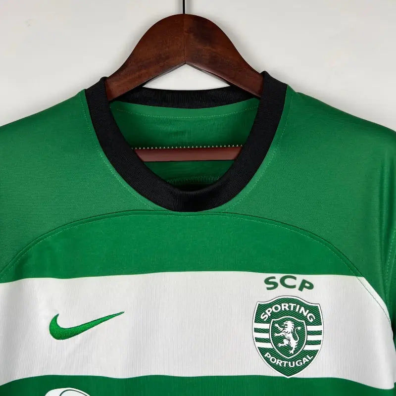 Miniatura: Camiseta retro local del Sporting de Lisboa 2023-24