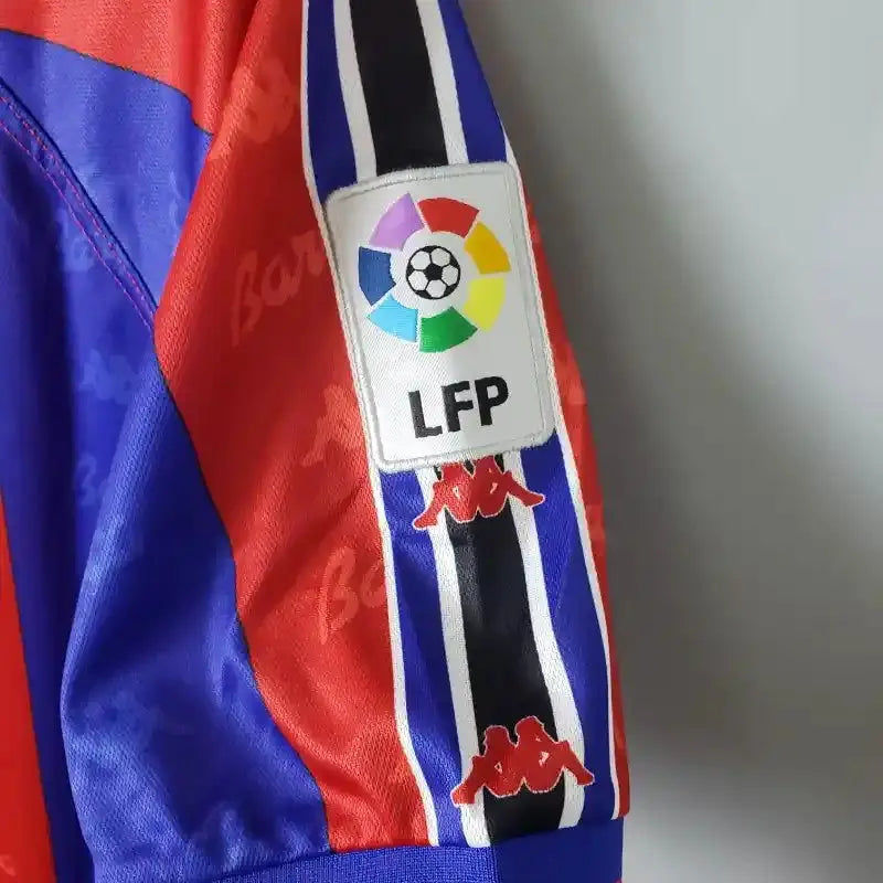 Thumbnail: Barcelona Home Retro Replica Classic Football Shirt 1995-97