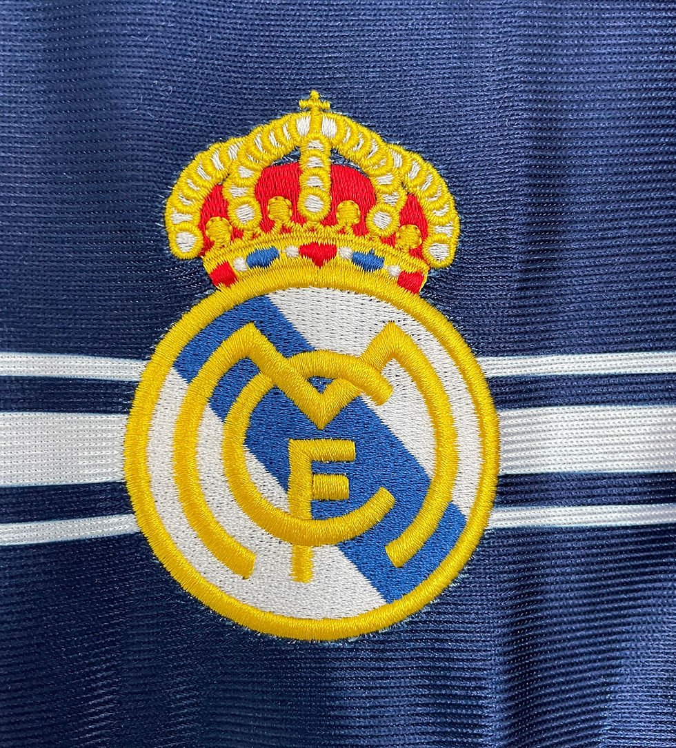 Miniatura: Camiseta retro de visitante del REAL MADRID 1998-99