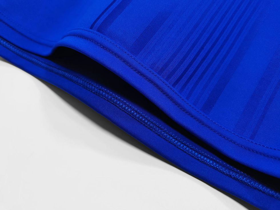 Thumbnail: Chelsea Retro Replica Classic Home Football Shirt 1999-01