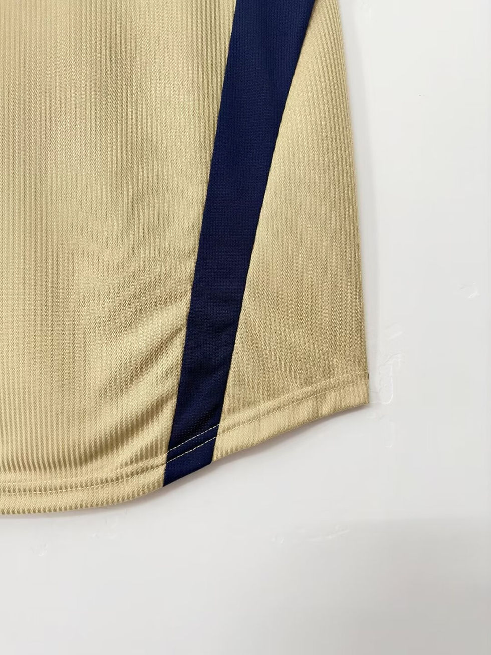 Thumbnail: Arsenal Away Retro replica classic football
