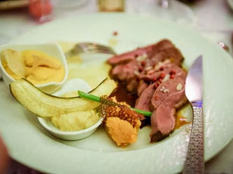 repas-assiette-magret-riz-legumes-martins-traiteur-Guadeloupe