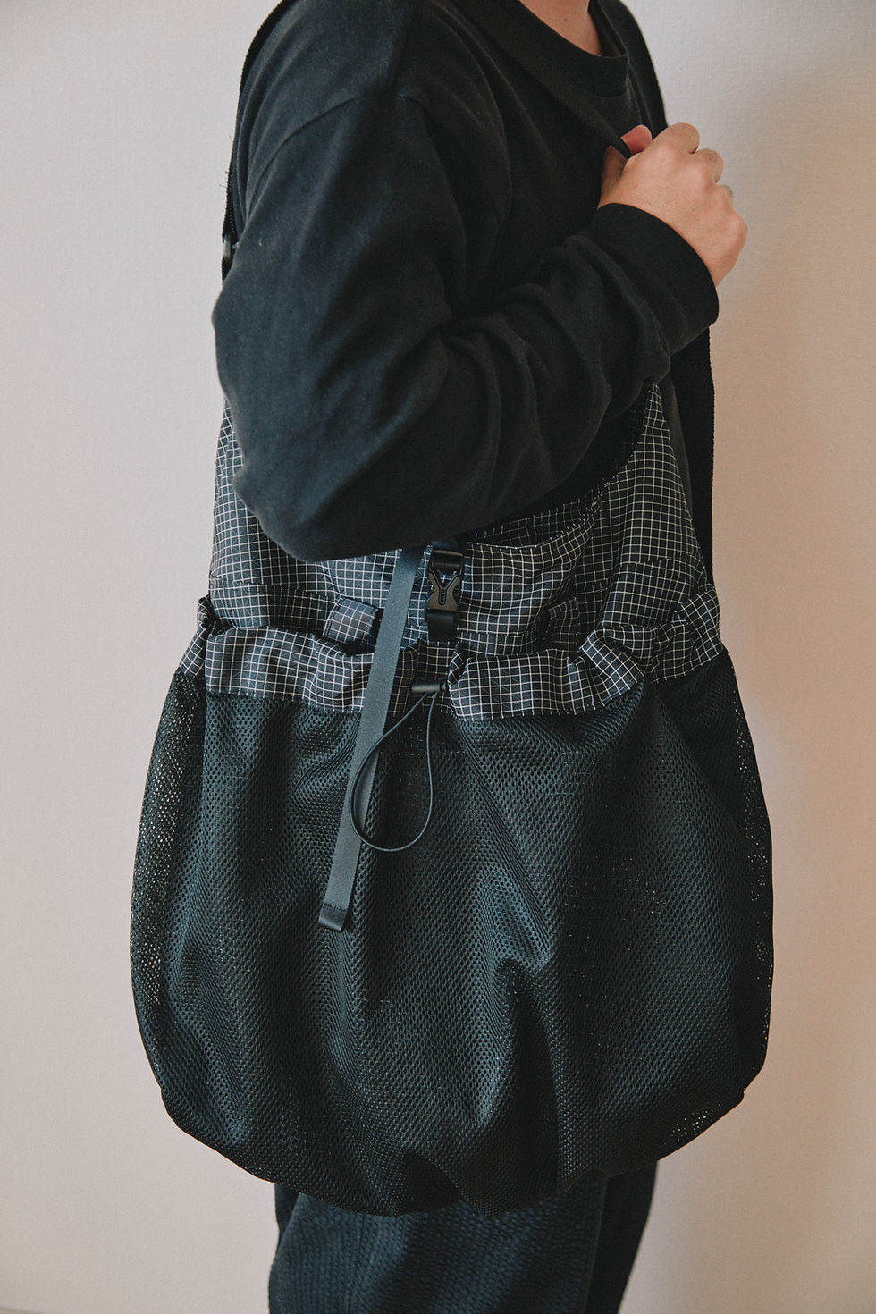 Miniature : Spectra Xgrid Light Shoulder Tote