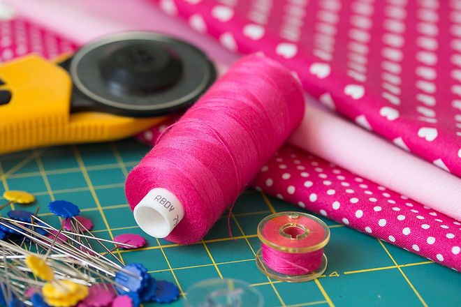 sewing-2321532_1920.jpeg