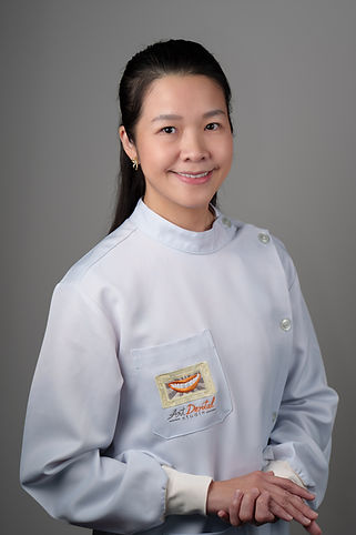 ทพญ.กุลนรี จารุเกียรติขจร.jpg