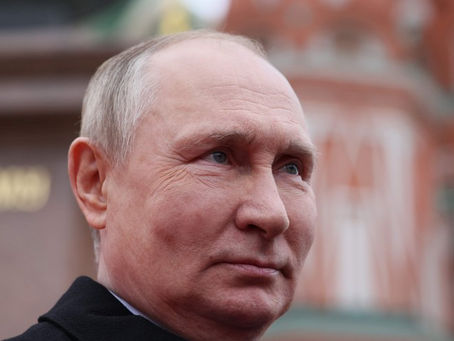 Apres sa défaite à Moscou, Poutine retire ses troupes de Kherson.