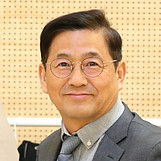 이승섭 목사.jpeg