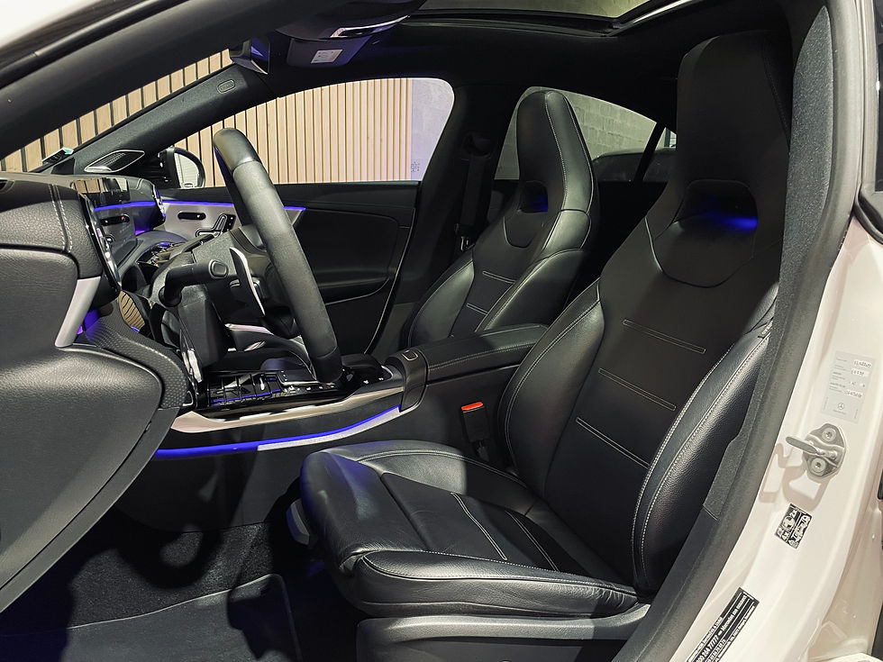 Miniature : MERCEDES BENZ CLA 45S AMG 388CV