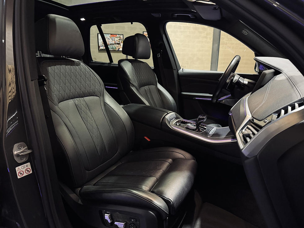 Miniature : BMW X5 xDrive 3.0 394 45e G05 M Sport ENTRETIEN COMPLET BMW ATTELAGE