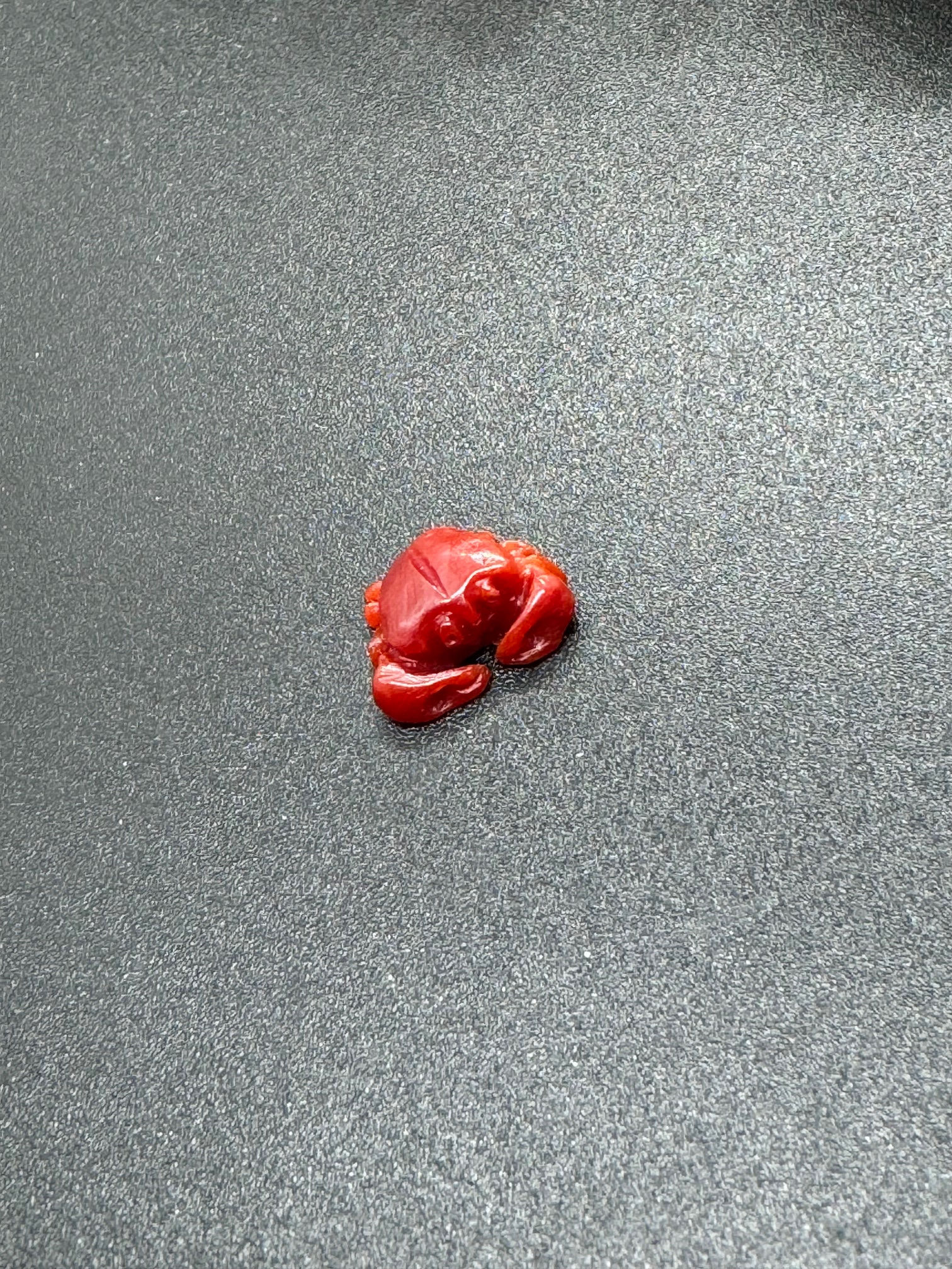 Sculpture Crabe en corail rouge