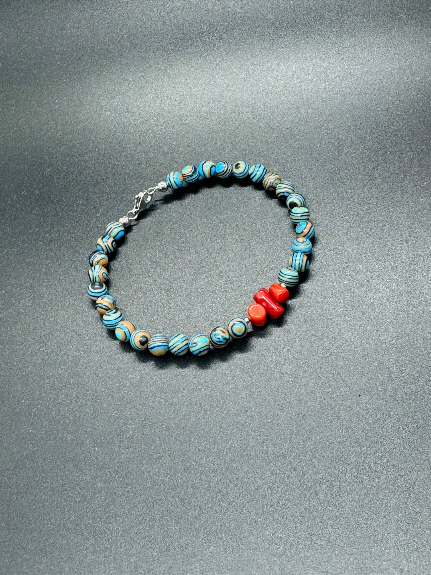 Bracelet Corail Rouge et Malachite