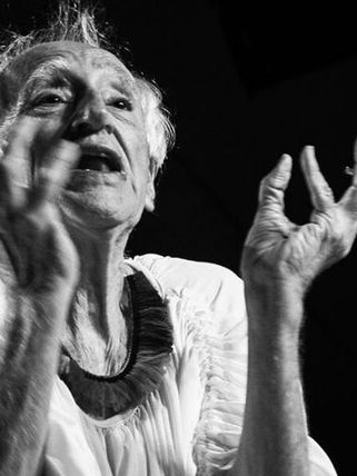 ZÉ CELSO: “O Teatro é um ritual, uma macumba. Eu estou aqui, mas vivo teatralmente”