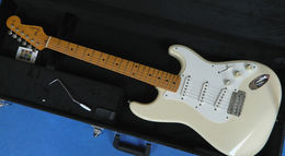 Fender Japan ST-57TX Strat VWH  | Whitstable Guitars